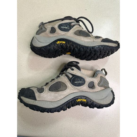 Merrill Women's Size 9 Chameleon Ventilator Low Rise Hiking Shoes Vibram Sole - Picture 2 of 6